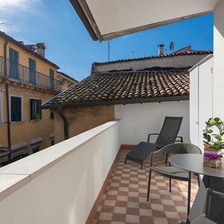 A World Aparts - 12 Viviani Verona Exterior foto